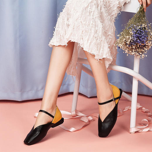 西村名物商场同款玛丽珍鞋2019新款方头一字带扣空鞋女X29AH12561 商品图1