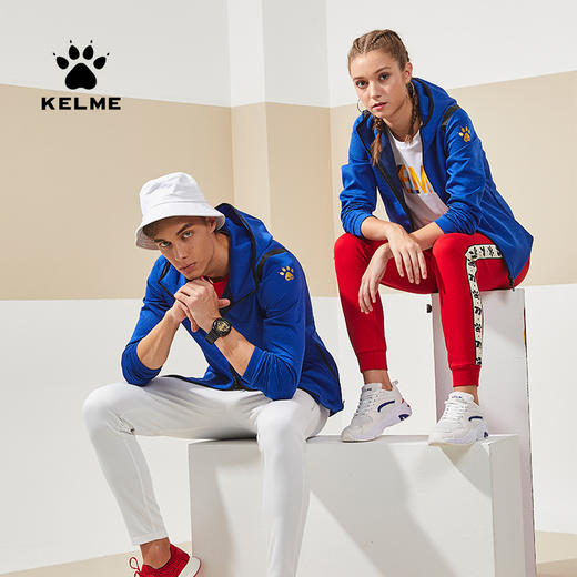 kelme卡尔美外套男休闲时尚连帽长袖茄夹克篮球足球训练运动外套 商品图1