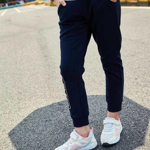 kelme（kids）女童春季新款宽松休闲长裤小童运动舒适裤子
 商品图3