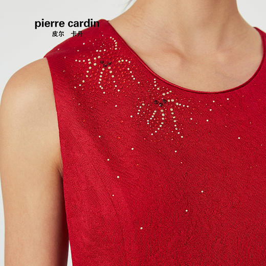 皮尔卡丹女春季新款红色无袖圆领连衣裙时尚一步裙P01DS07T0 商品图3