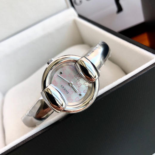 原单品质 Guccl古驰最新手镯款，瑞士石英机芯 表径25mm，厚度7.5mm，蓝宝石玻璃 商品图2