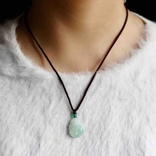 冰种飘绿翡翠猴子 商品图10