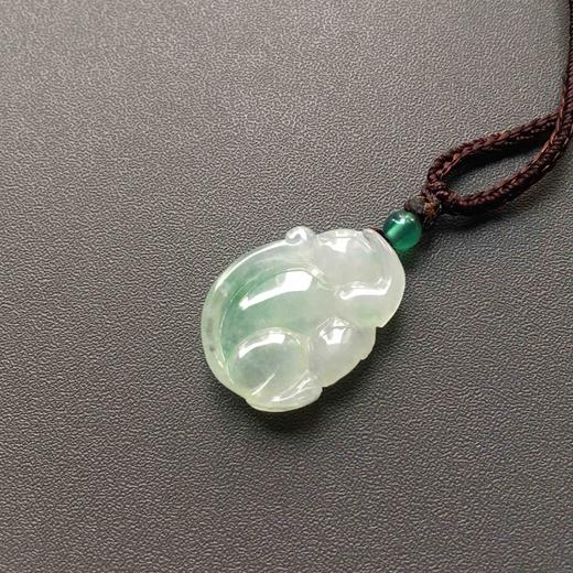 冰种飘绿翡翠猴子 商品图6