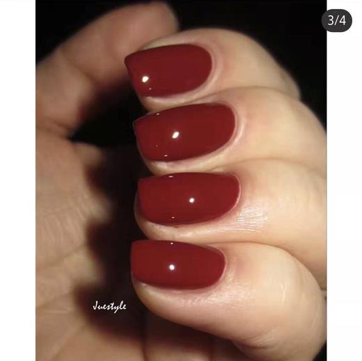 新年开运色 香奈儿LE VERNIS 指甲油 487rouge fatal诱人胭脂 超值显白显白显白！定价320 内部无盒福利品 外瓶剐蹭特价2折！ 商品图1