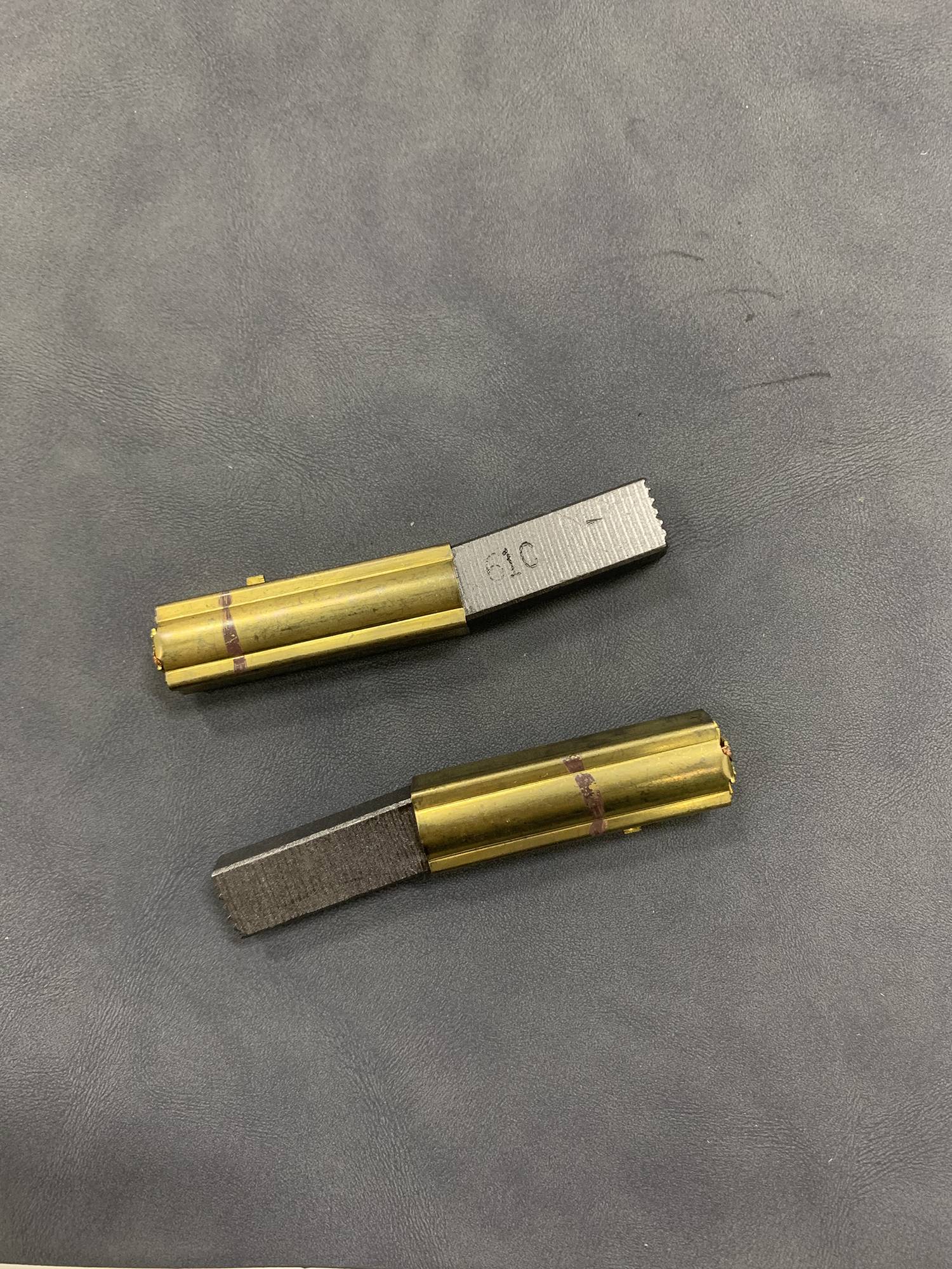 多元真空吸尘器碳刷（H100吸尘器专用）Carbon brush for LPKF Vacuum Cleaner Multivac pack of 4 pieces，商品编码122449