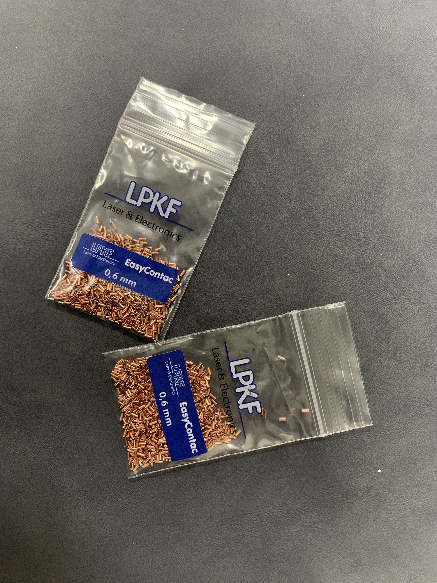 过孔铆钉直径0.6mm for EasyContac (1000 pieces)，商品编码110907