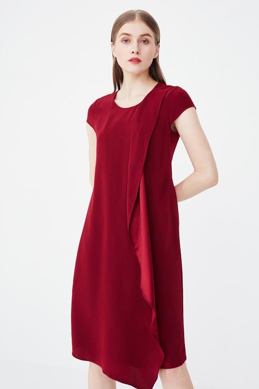 皮尔卡丹大牌女装酒红色短袖圆领连衣裙时尚中长款不规则裙子女
 商品图5