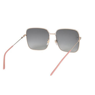 亏本清仓 Gucci 方形墨镜GG0443s-001 不退换 商品图1