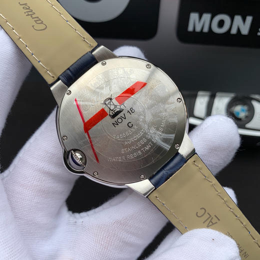 限时特价 卡地亚蓝气球系列 男款大号42mm 搭载定制全自动机械机芯 商品图7