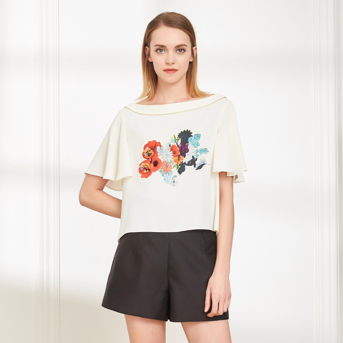 QF25A斯尔丽夏季新品丝质印花常规款宽松短袖上衣