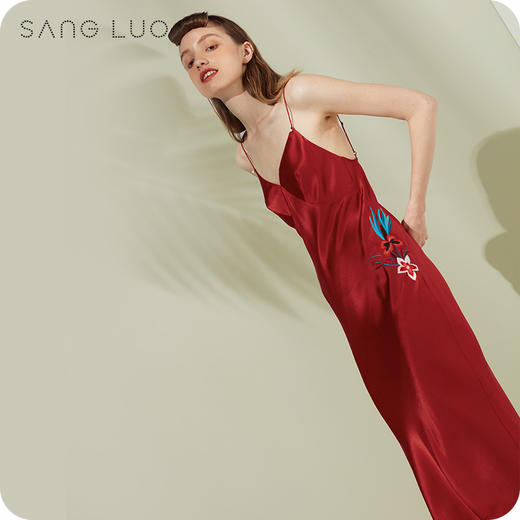 新年红吊带裙SANGLUO桑罗秋冬桑蚕丝绸刺绣睡裙女礼服裙睡衣 商品图1