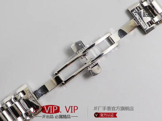 GS匠心之作【落落大方 腕间淑女】——浪琴表心月系列月相腕表优雅而至。典雅别致的外观，与正品一致的月相功能。温柔的外表之下，蕴含一颗“月相”表芯。 商品图5