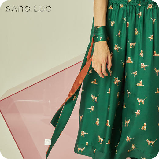 【积分兑换】不易皱长条窄丝巾SANGLUO桑罗桑蚕丝绸丝滑丝巾女 商品图1