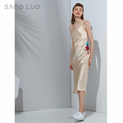 新年红吊带裙SANGLUO桑罗秋冬桑蚕丝绸刺绣睡裙女礼服裙睡衣 商品图2