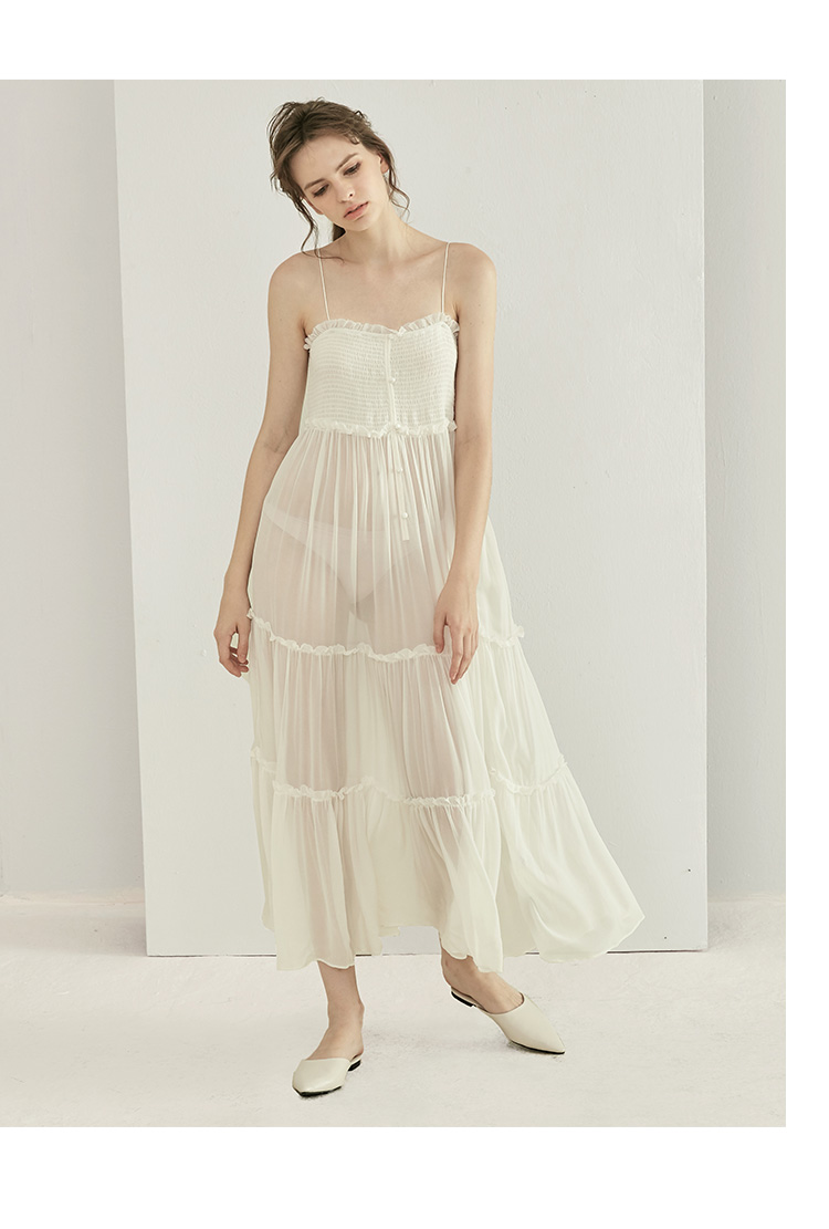 度假bi备白色真丝吊带裙sangluo桑罗秋冬桑蚕丝浪漫吊带睡裙女