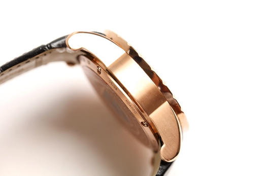 罗杰杜彼 王者系列 圆桌十二骑士
表壳尺寸：45*15.7mm
机芯：进口全自动机械机芯 商品图6