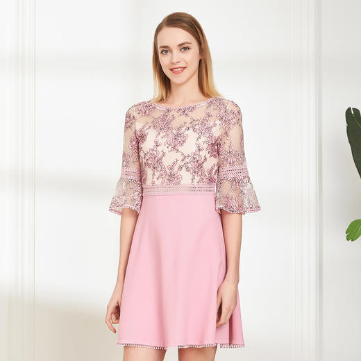 PG82C斯尔丽夏季新款花色气质蕾丝修身时尚中袖短连衣裙 商品图0