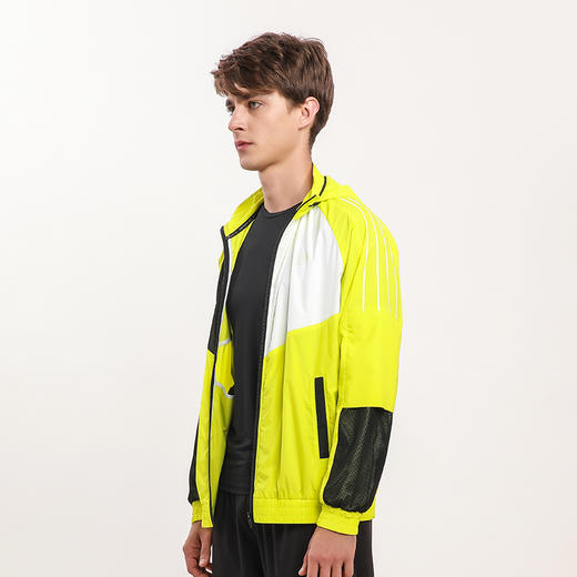 卡尔美 运动梭织外套春季插色夹克连帽套头上衣男 商品图2