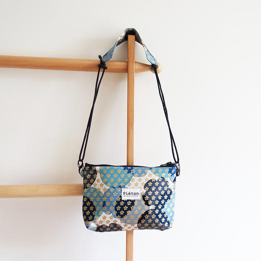 HUJI祤集pieton斜挎包风の花经典烫金小樱 商品图1