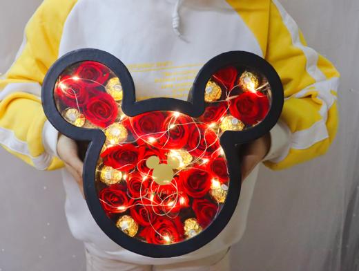 甜心教主----米奇巧克力玫瑰礼盒星光款三选一 商品图0