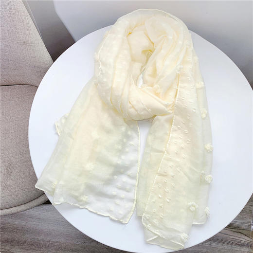 韩版纯色棉麻花朵装饰丝巾女时尚饰品长款个性两用披肩学生围脖 商品图7