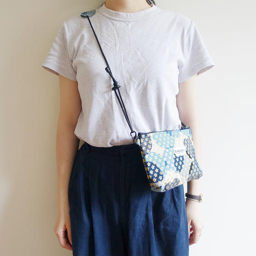 HUJI祤集pieton斜挎包风の花经典烫金小樱 商品图2