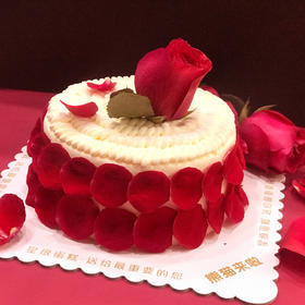 玫瑰恋人-鲜果奶油蛋糕