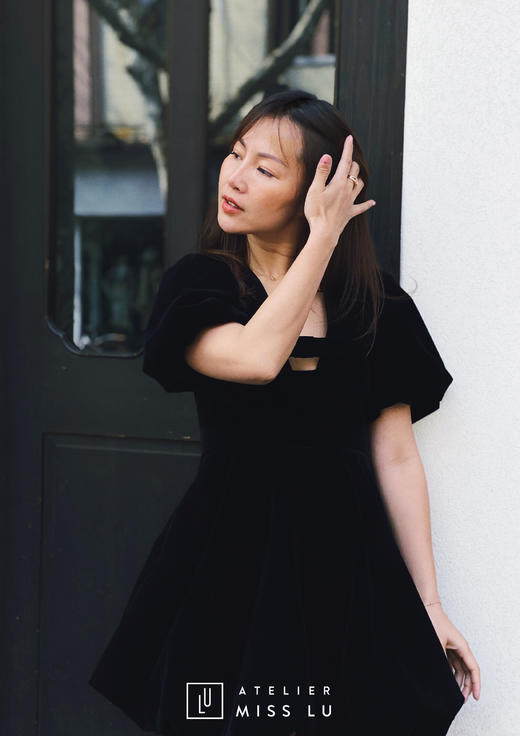AtelierMissLu / Olga-经典黑丝绒泡泡袖公主裙 商品图5