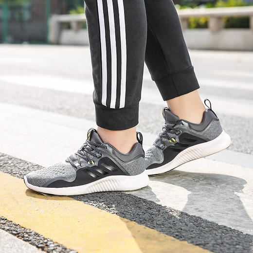 【微瑕清仓 不退不换 介意慎拍】Adidas/阿迪达斯女鞋新款小椰子bounce运动鞋跑步鞋BC1050 商品图1