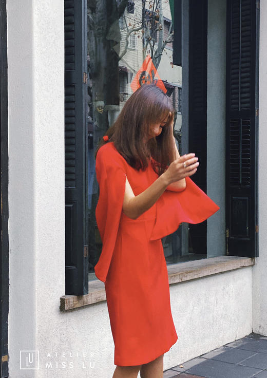 AtelierMissLu /Elizabeth-红色水袖飘带连身裙 商品图3