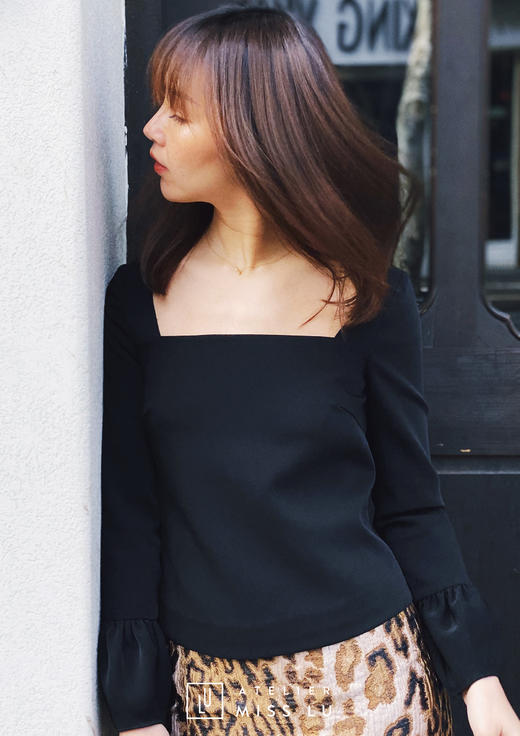 AtelierMissLu /Vicenta-黑色方领泡泡袖打底上衣 商品图1