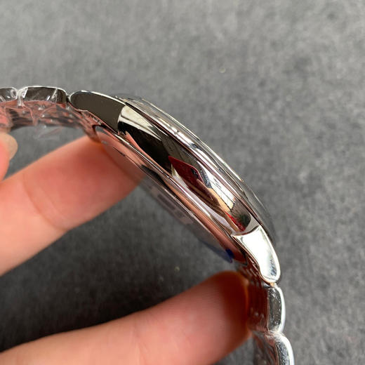 MKS欧米茄碟飞系列腕表。优雅纤薄的外表，搭配简约大方的设计，MKS抓住每一个细节，完美诠释原装优雅商务的经典魅力 商品图4