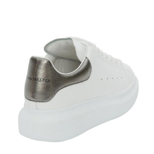 【二】Alexander McQueen 亚历山大麦昆 女士小牛皮系带金属银色尾大廓形休闲运动鞋 白色 553770 WHFBU 9042 商品图2