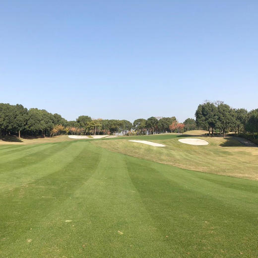 【1晚1球】苏州太湖国际高尔夫俱乐部深度体验 Suzhou Taihu Lake International Golf Club | 苏州 球场 | 江苏  |  中国 商品图3