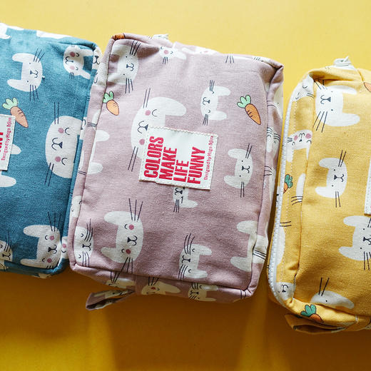 HUGOJIRO化妆包插画萝卜小兔 商品图1