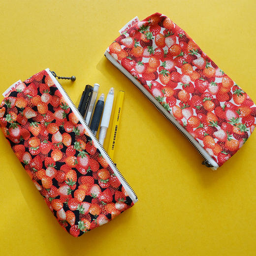 HUJI祤集笔袋插画小草莓 商品图0