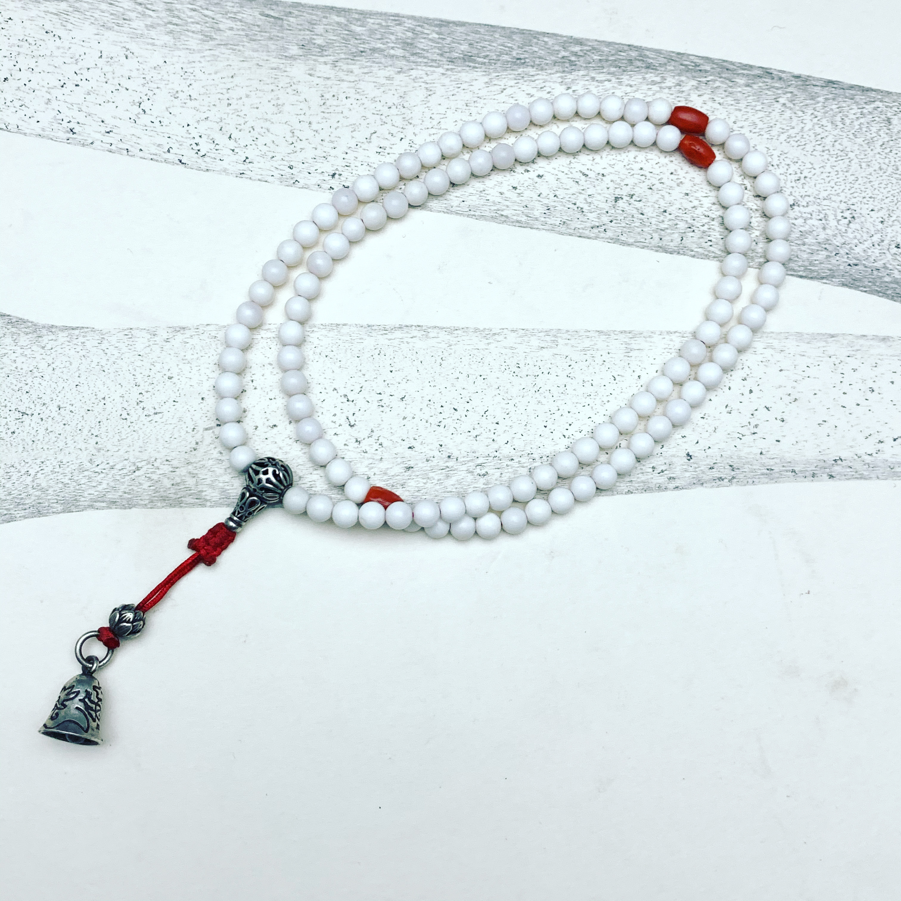 【铃儿响叮当】白深海108手串。