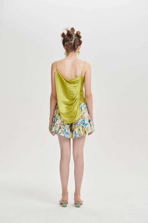 繁花水泽荷叶摆裙裤