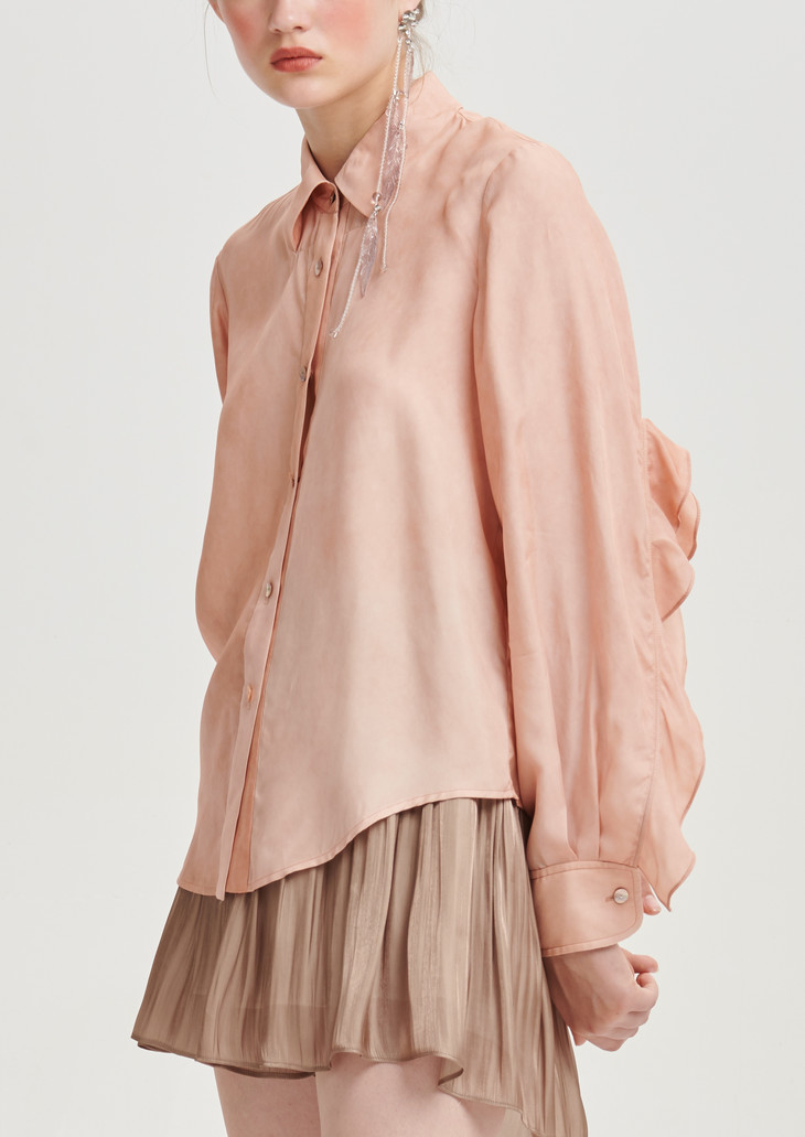 鲑鱼粉花瓣袖衬衫