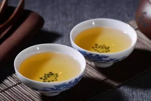 品七彩甄选 茶叶礼盒 野生滇红+大雪山生茶 商品图3