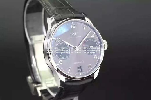 ZF万国v5版新葡7型号：IW500705（老葡七的型号是IW500107，这是不同的两个型号）系列：葡萄牙52010自动机械,42.3毫米直径 商品图9