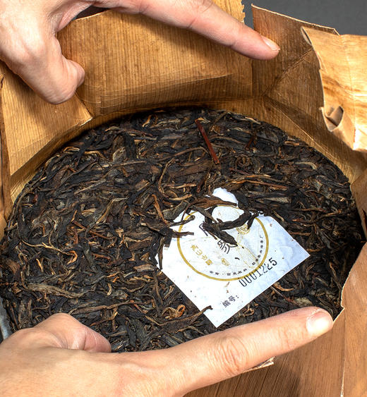 2011年  麻黑古树纯料普洱生茶   “春三月”出品    【老兴海茶厂】代加工 商品图1