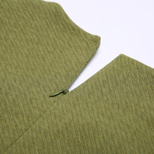 爱特爱秋冬专柜大气简约高腰修身蝙蝠长袖毛呢连衣裙5007757 商品图3