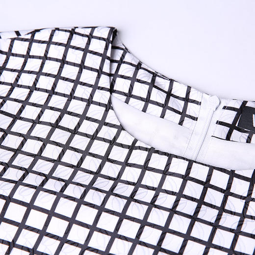 VIMAGE纬漫纪春夏女装OL通勤宽松圆领A字裙优雅气质中袖格子连衣裙 短裙V307130 商品图2