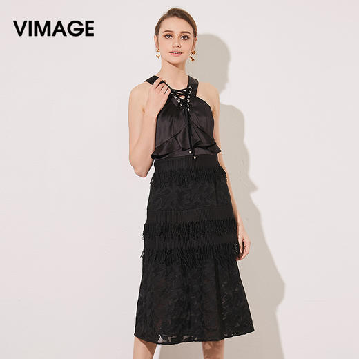 VIMAGE纬漫纪夏季新款女装吊带蕾丝流苏拼接中长款礼服连衣裙V577099 商品图0