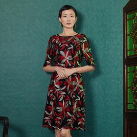 PG82D瑟俪2020春季实穿中款连衣裙