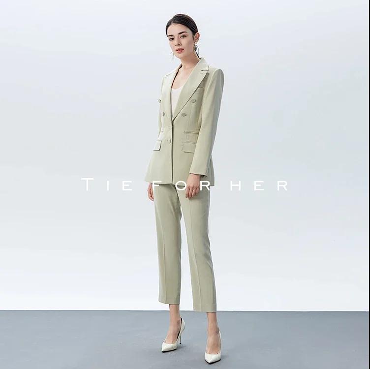 19AWDU219A嫩绿设计感西装两件套