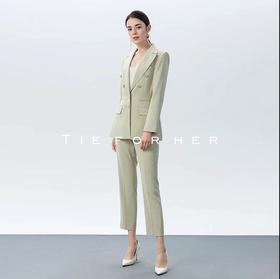 19AWDU219A嫩绿设计感西装两件套