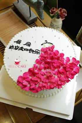 下单前请仔细阅读商品详情 鲜花蛋糕  如需增加或者修改文字 请下单备注