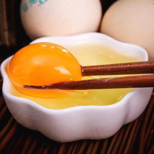可生食精品 鲜鸡蛋 礼盒装 30枚（单个约45～52g) 商品图1